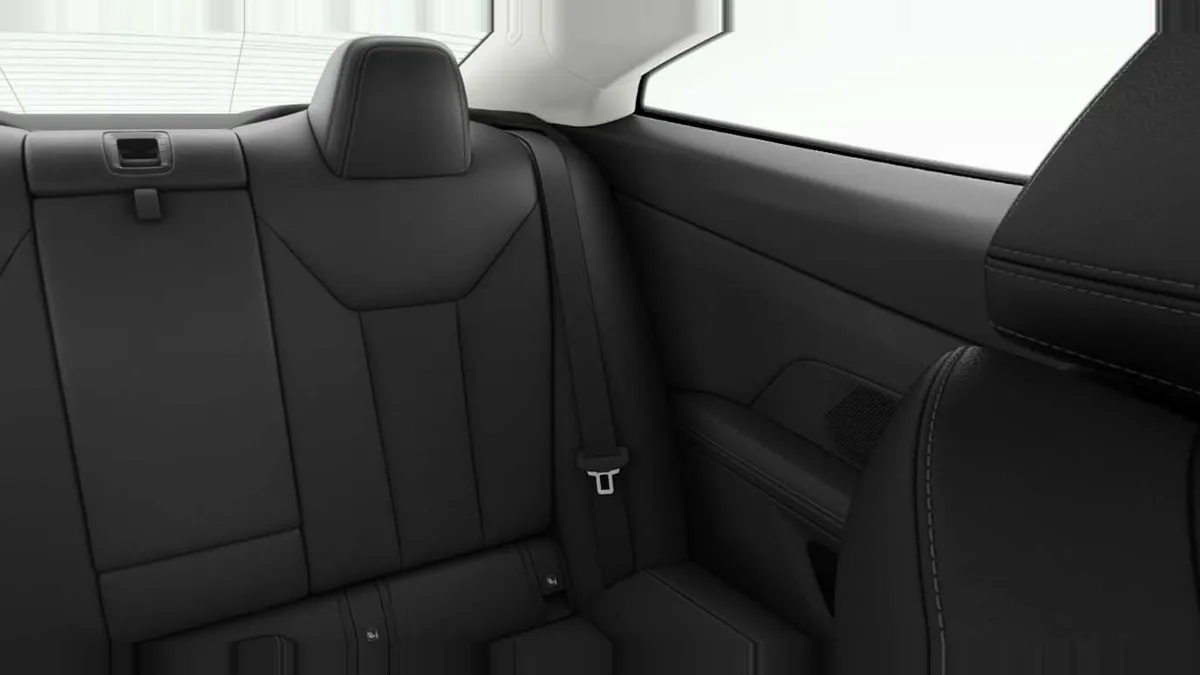BMW Serie 4 430i xDrive Coupé en renting en Zaragoza — Trasera