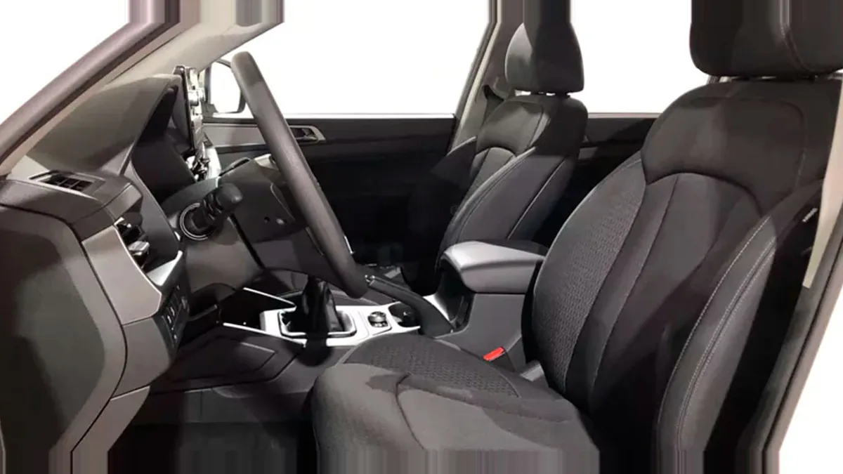 KGM Musso Sports D22 DTR Pro en renting en Zaragoza — Delantera
