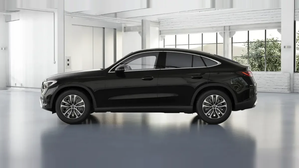 Mercedes-Benz GLC Coupé 220D 4MATIC en renting en Zaragoza — Trasera